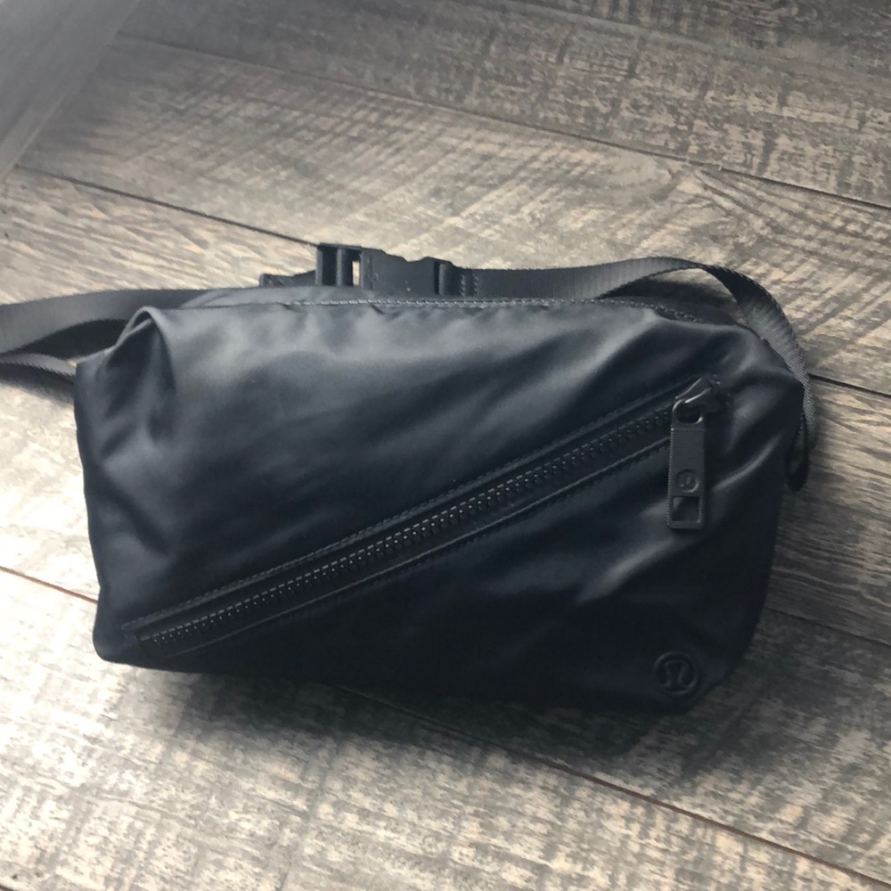 Lululemon Waist&Funny Pack